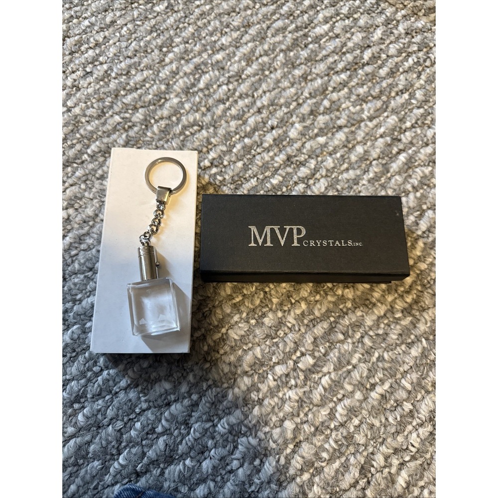 Joe Mauer Minnesota Twins Acrylic Key Chain by MVP Crystals Rare Find Brand‎ New